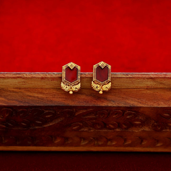 Haripriya Golden Ball Enamel Short Neckpiece With Stud