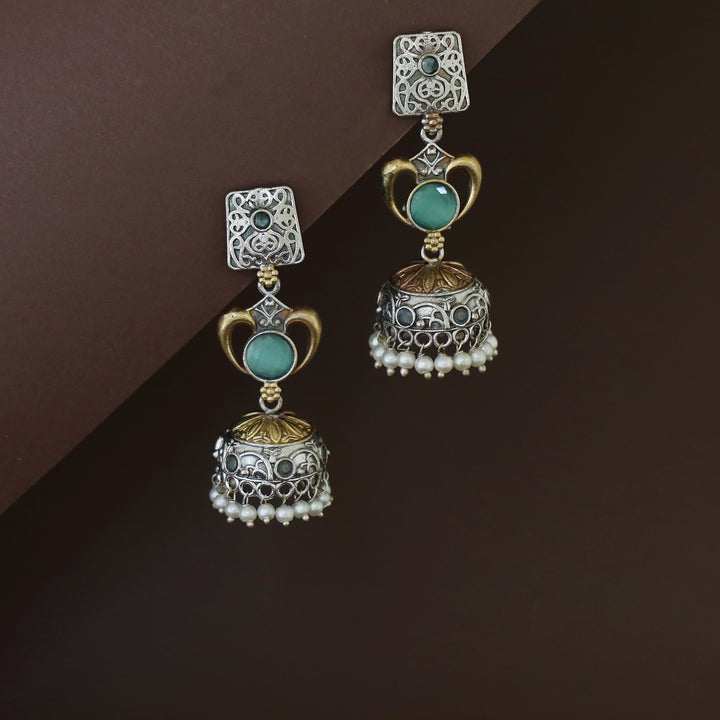 Taniya Dual Tone Pearl Jhumka