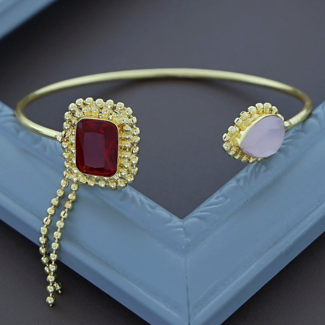 Aarviya Square And Drop Glossy Bangle