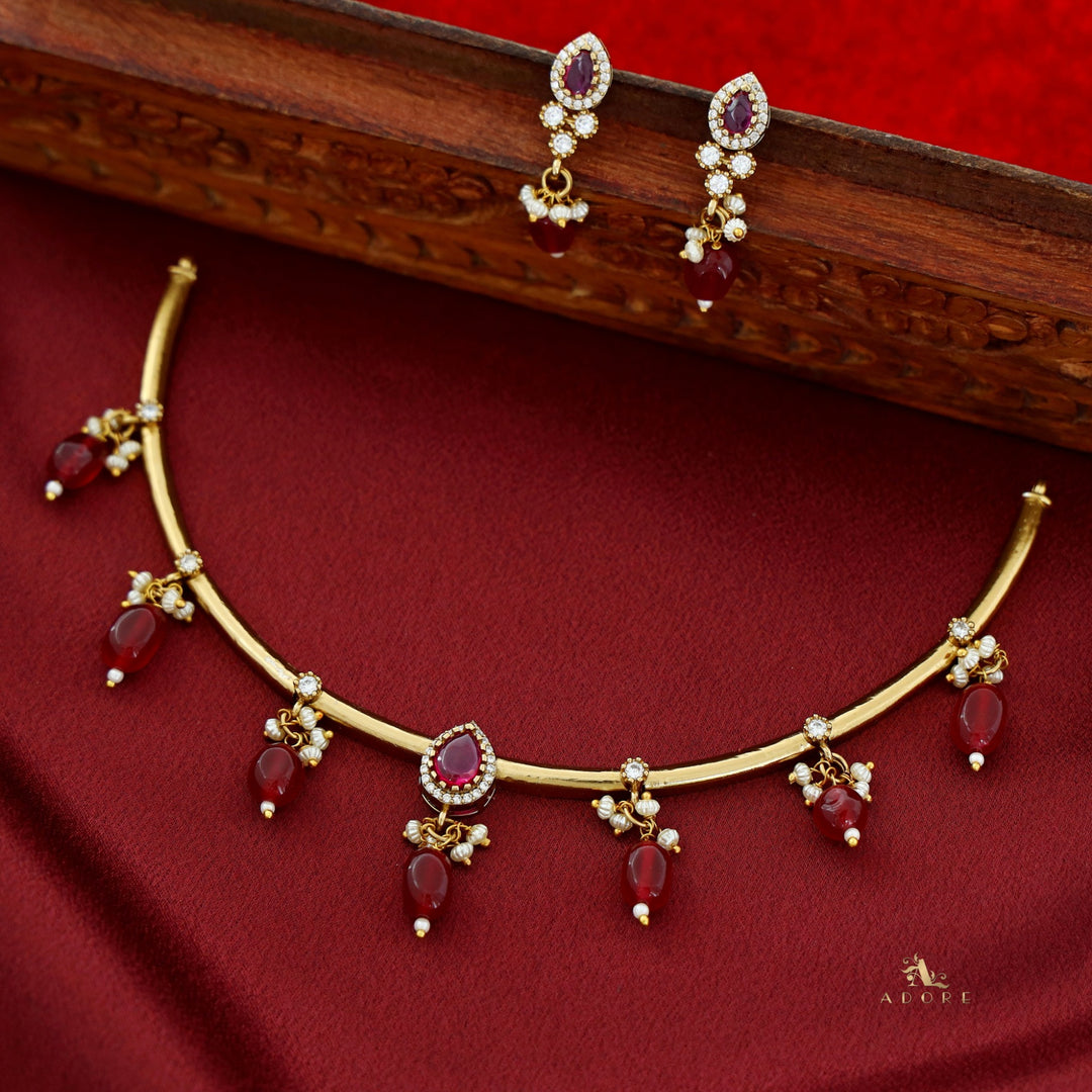 Veda Stiff Beads Neckpiece With Earring