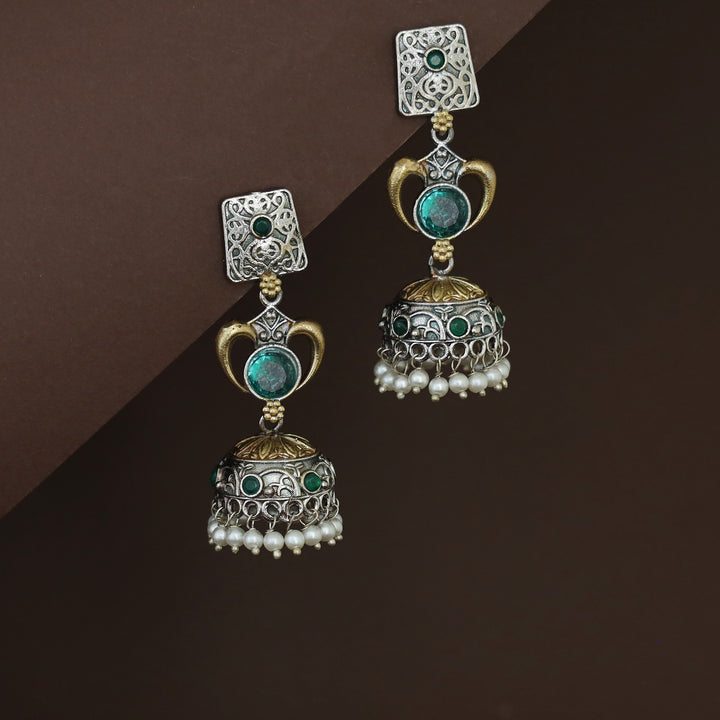 Taniya Dual Tone Pearl Jhumka