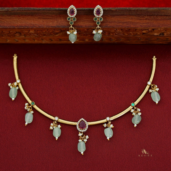 Veda Stiff Beads Neckpiece With Earring