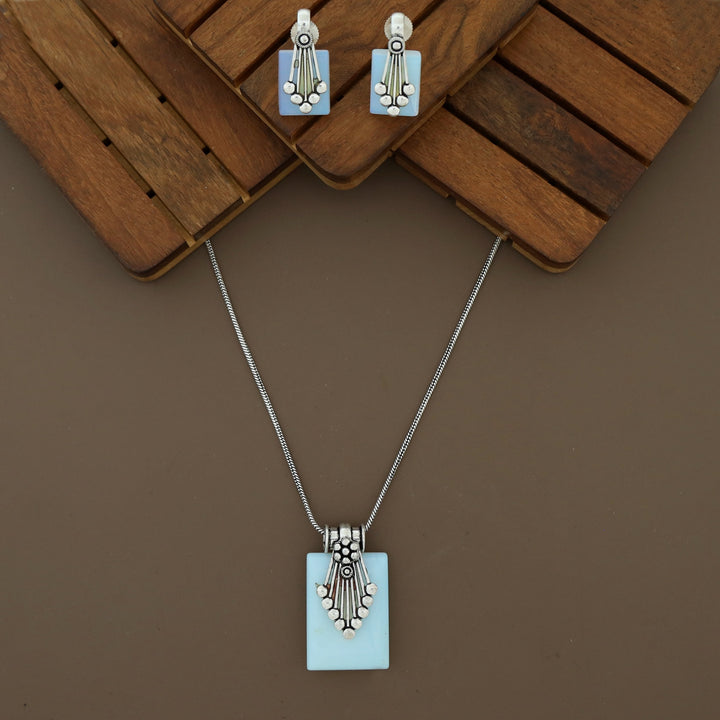 Valena Neckpiece With Earring