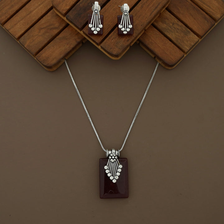 Valena Neckpiece With Earring