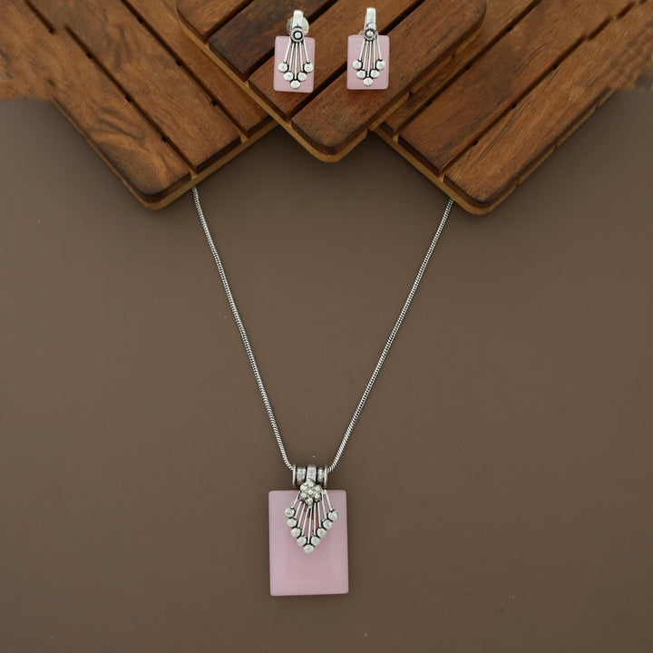 Valena Neckpiece With Earring