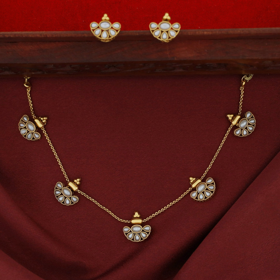 Anuradha Golden 5 Half Circle Short Neckpiece With Earring