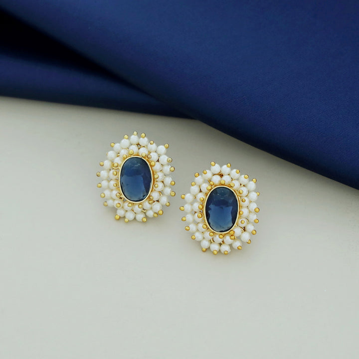 Ahelia Glossy Oval Cluster Pearl Earring