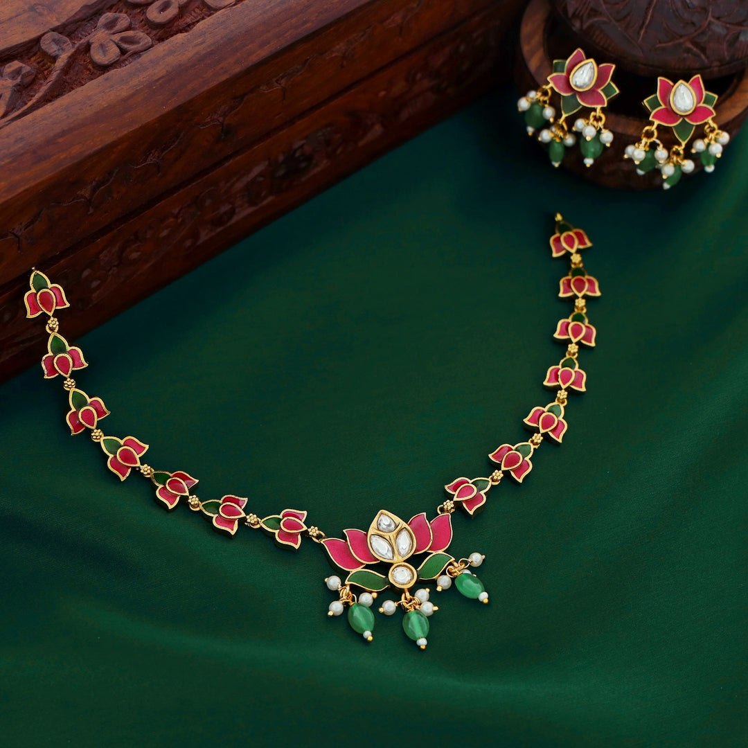 Dhala Padma Neckpiece with Earring