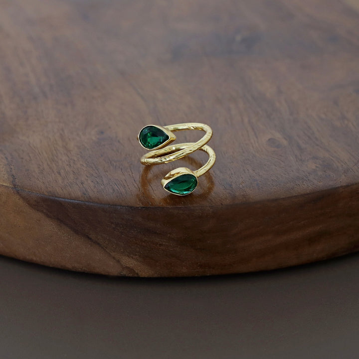 Golden Spiral Due Drop Glossy Ring