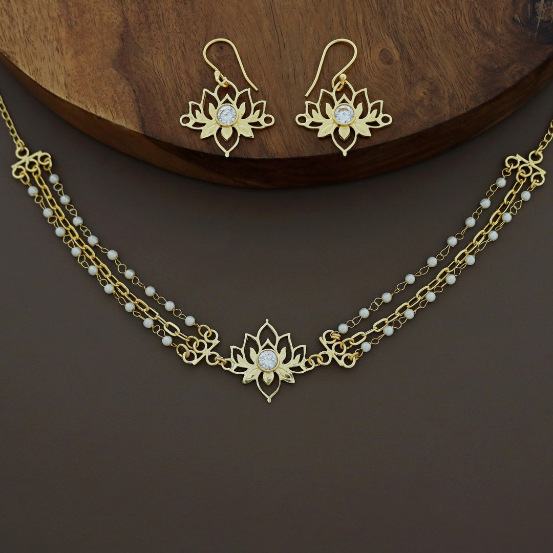 Arini Tri Layer Chainy Lotus Pearl Choker With Drop