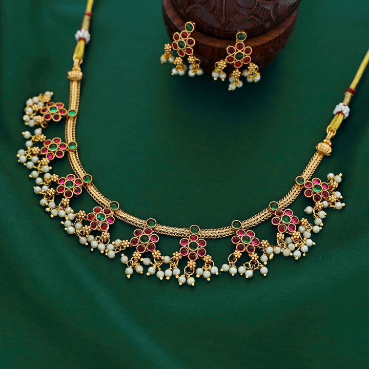 Charulata Flower Pearl Neckpiece With Earring