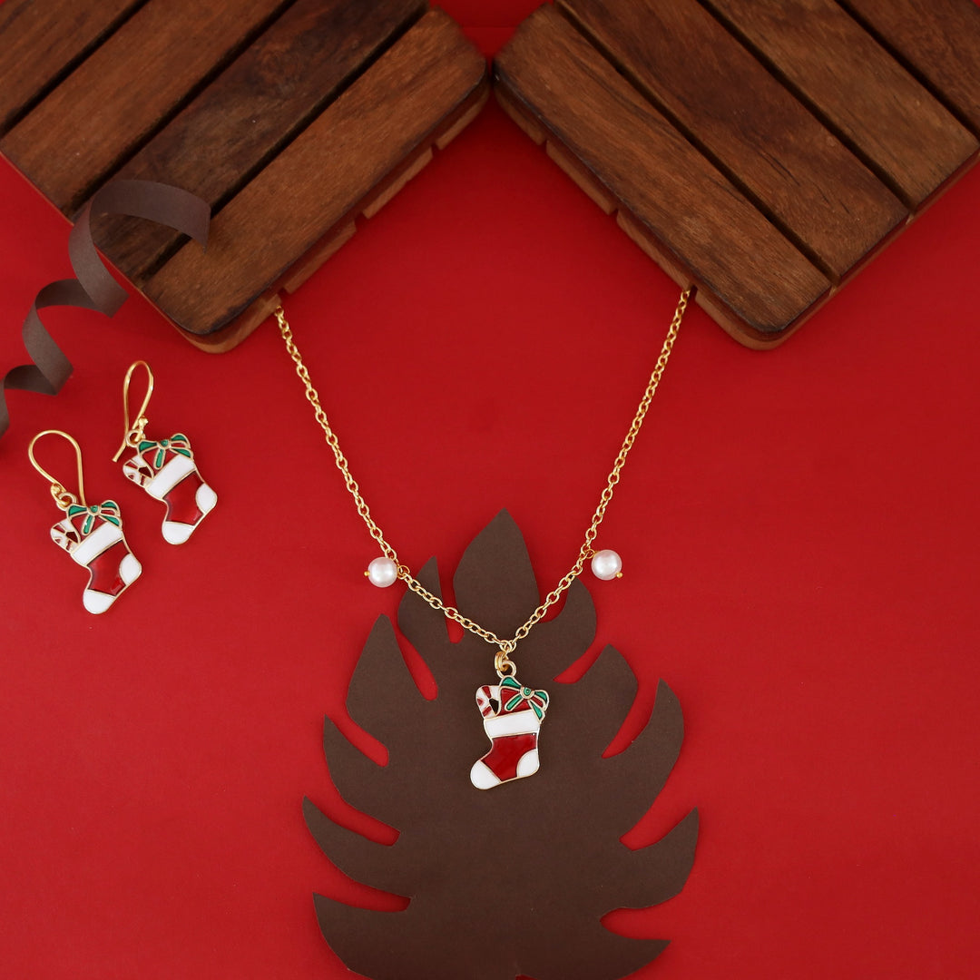 X'mas Charm Single Pendant + Pearl Neckpiece With Drop