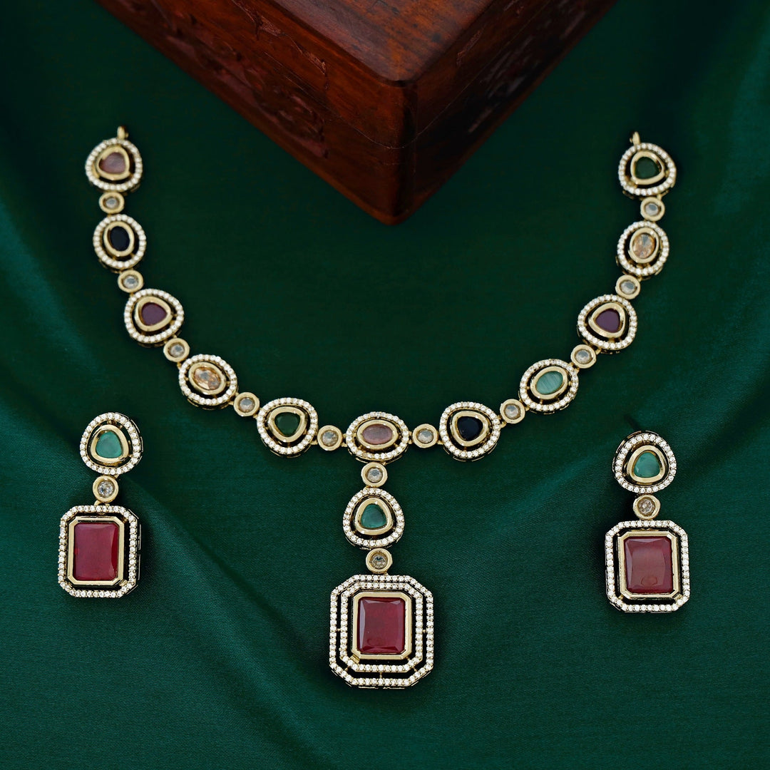 Divinity Sparkle Neckpiece with Earring