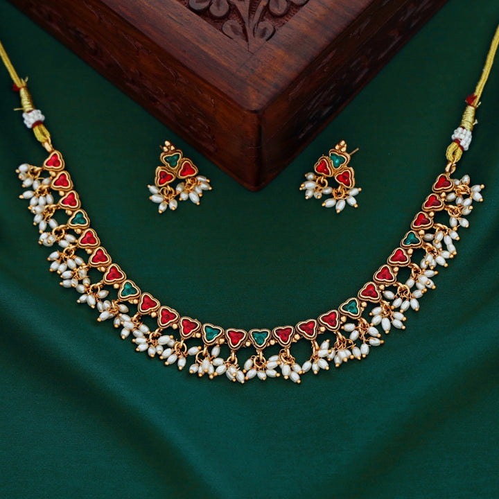 Triveni Pearl Neckpiece with Earring
