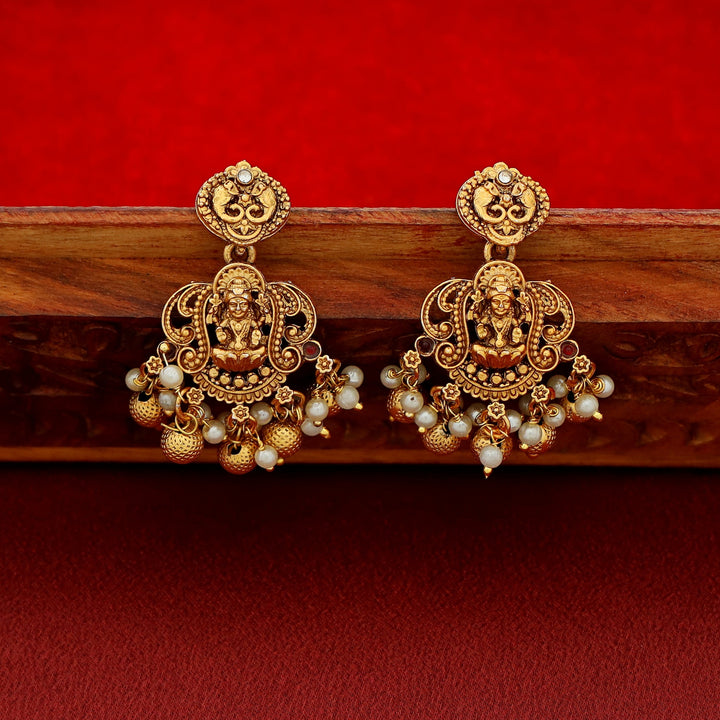 Arpita Lekshmi Bridal Short Neckpiece With Earring