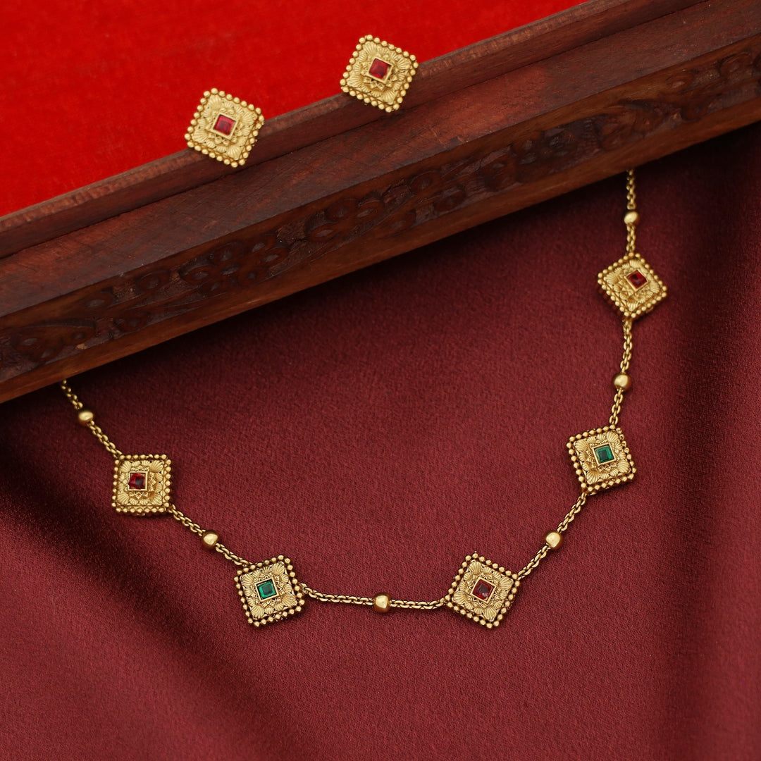 Shrisa Diamond Golden Ball Choker With Stud