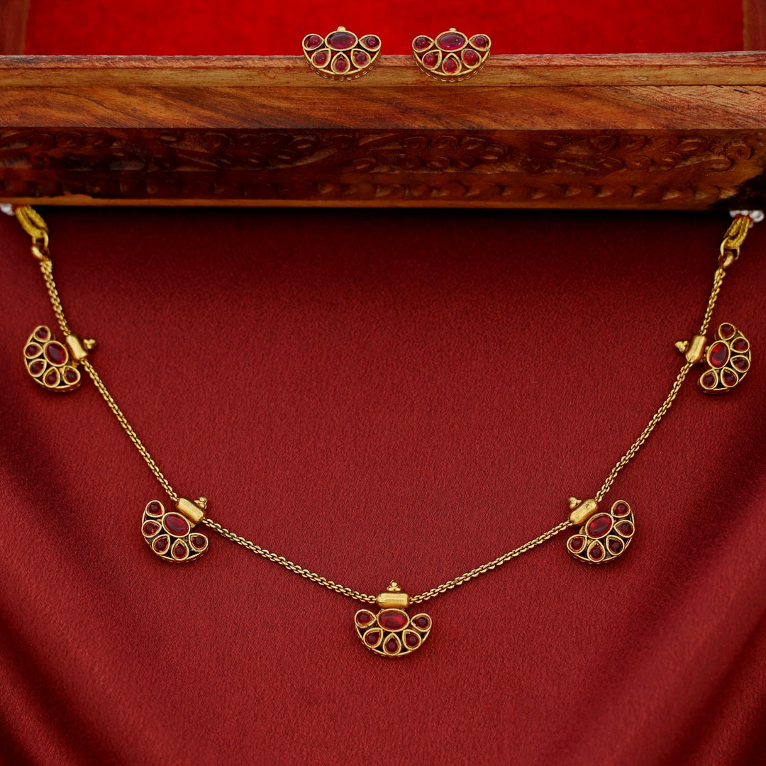 Anuradha Golden 5 Half Circle Short Neckpiece With Earring