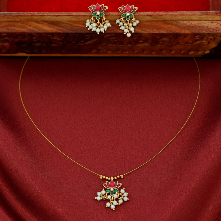 Arusha Mini Lotus Pearl String Neckpiece with Earring