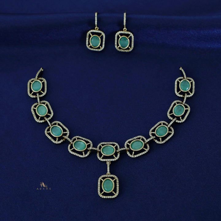 Curved Rectangle Oval Glossy Short Neckpiece with Earring