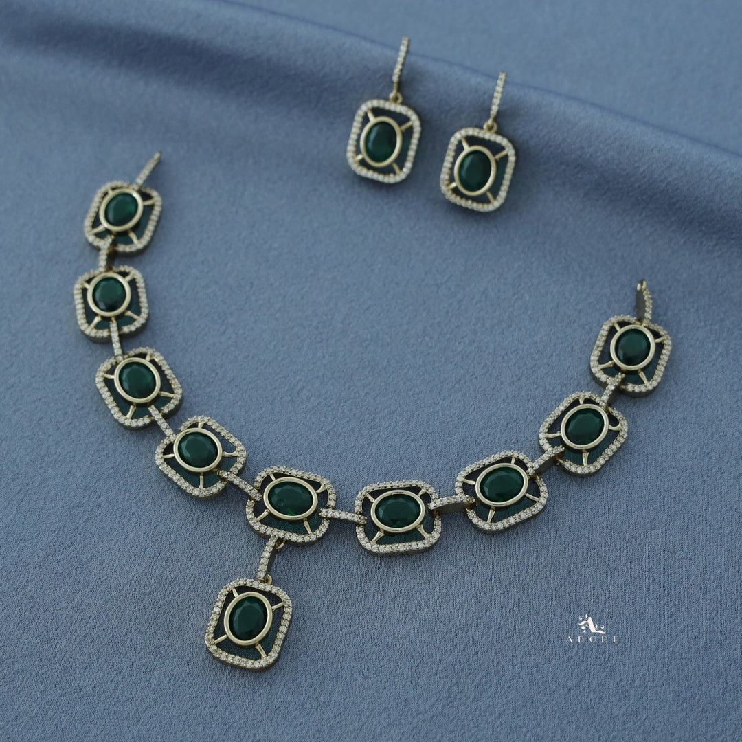 Curved Rectangle Oval Glossy Short Neckpiece with Earring