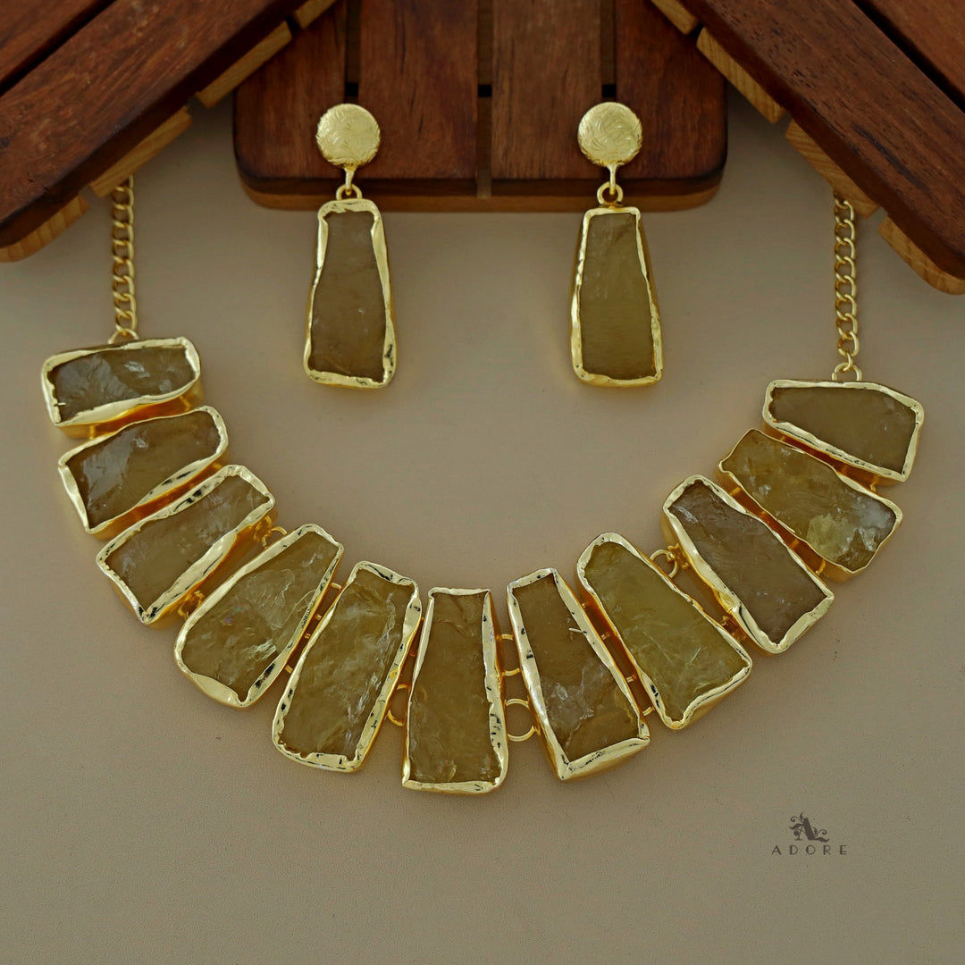 Raw Stone Ainsley Neckpiece With Earring