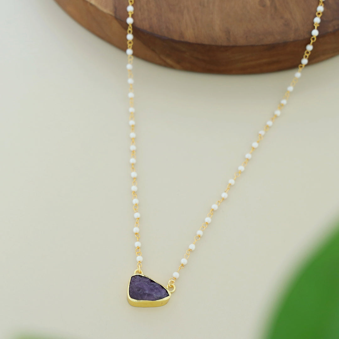 Nasmiya Raw Stone Neckpiece