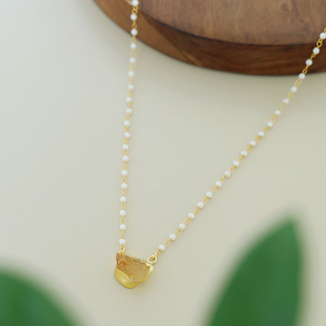 Nasmiya Raw Stone Neckpiece