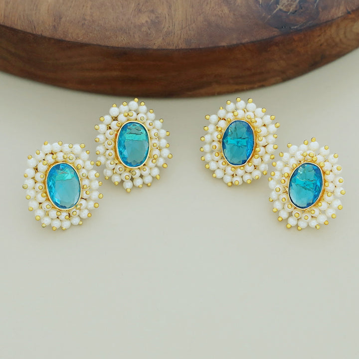 Ahelia Glossy Oval Cluster Pearl Earring