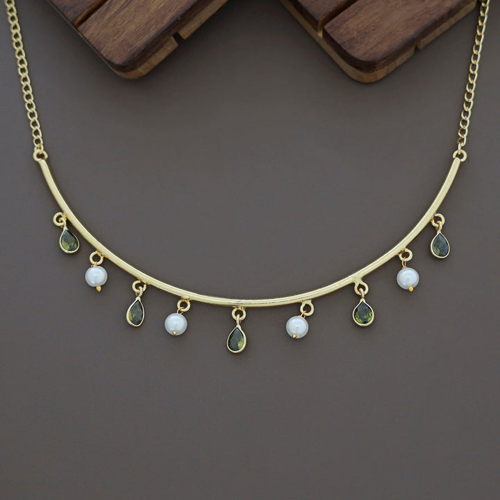 Drop Of Spring Pearl Neckpiece / Neck Cuff