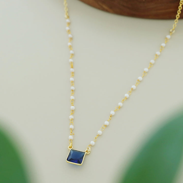 Nasmiya Square Neckpiece