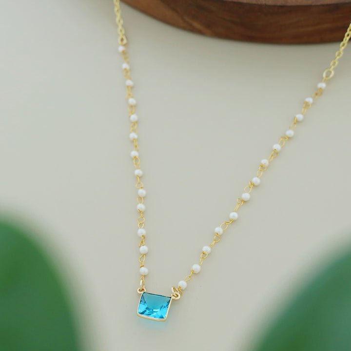 Nasmiya Square Neckpiece