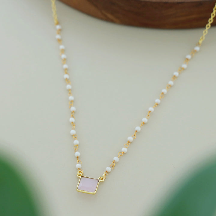 Nasmiya Square Neckpiece
