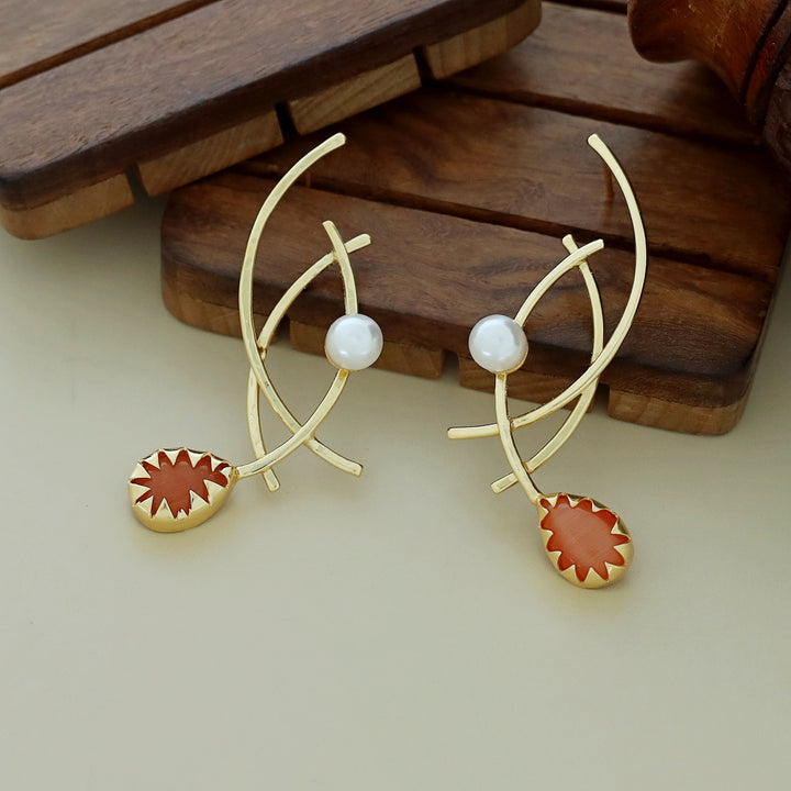 Alayna Golden Triple Curvy Glossy Pearl Drop Earring