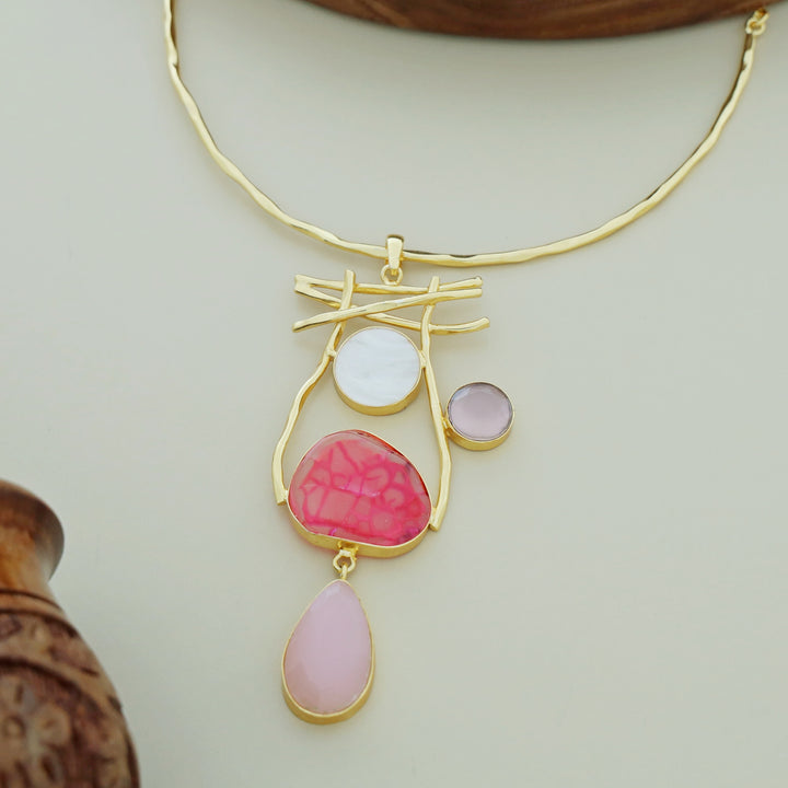 Binita Hammered Sticks MOP Agate Glossy Neck Cuff