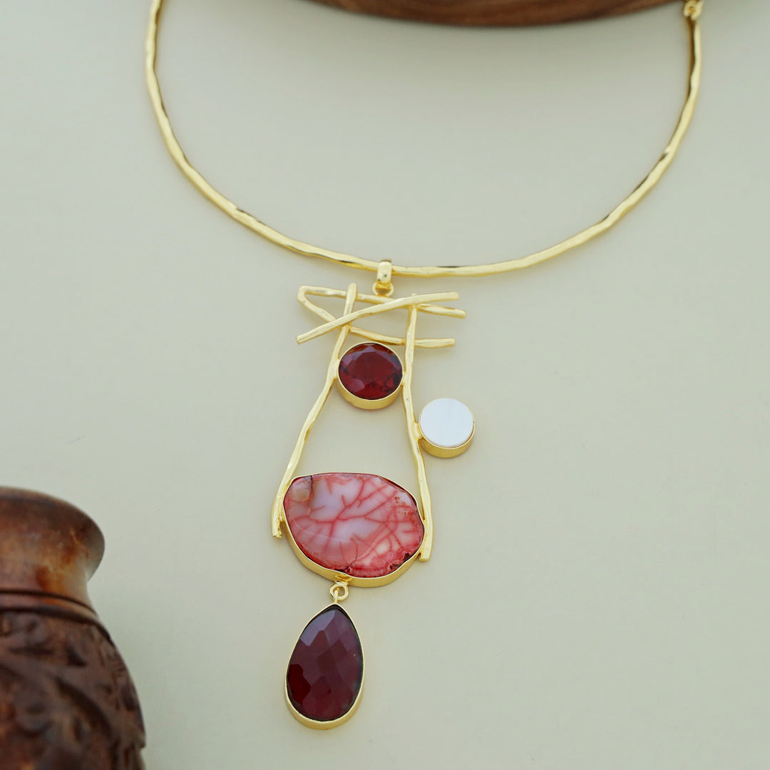 Binita Hammered Sticks MOP Agate Glossy Neck Cuff