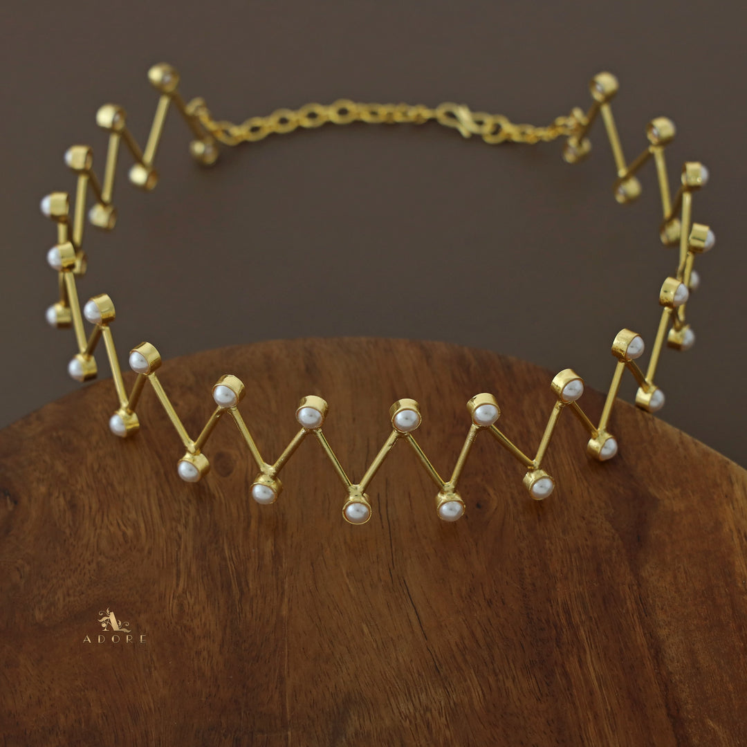 Golden Zig Zag Pearl Neck Cuff