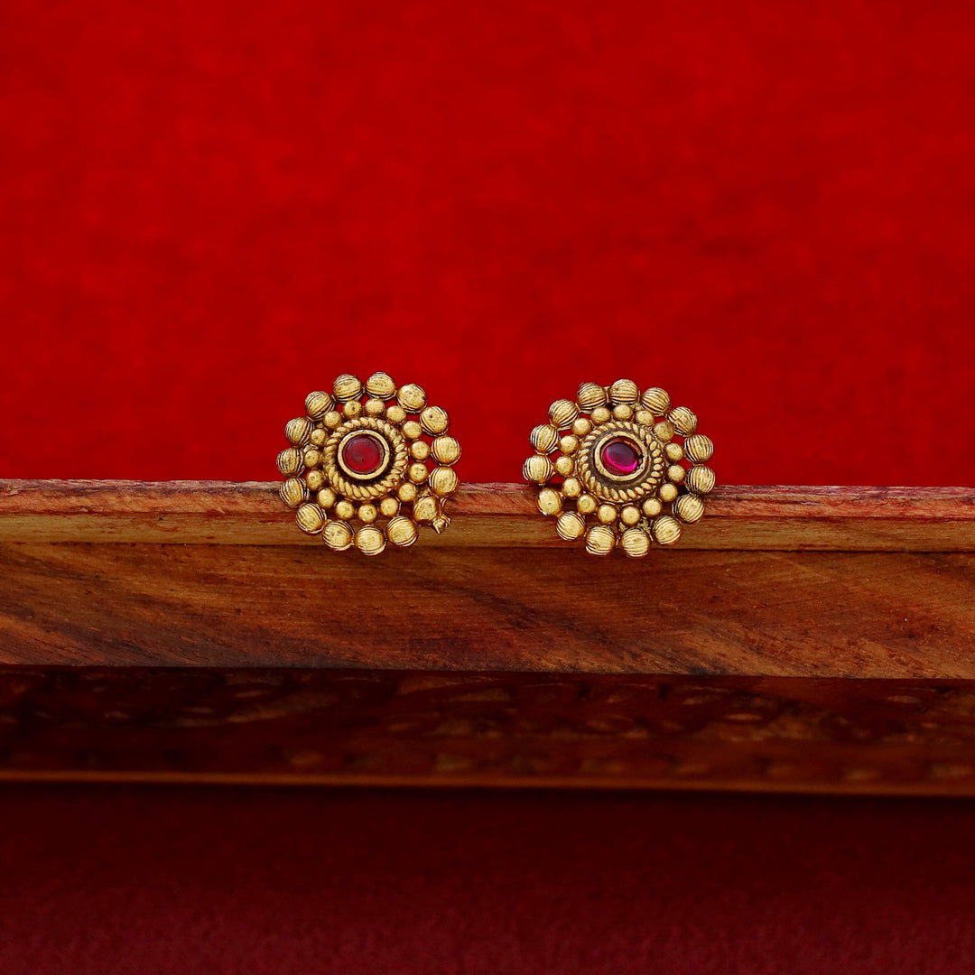 Tanvika Chakra Short Neckpiece with Earring