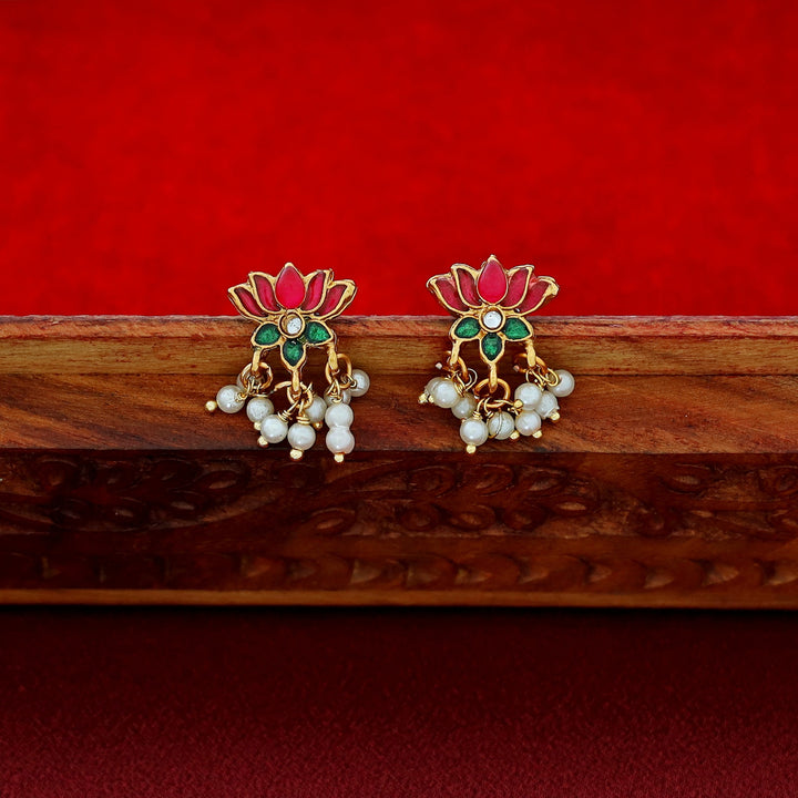 Arusha Mini 5 Lotus Pearl Golden Ball Short Neckpiece With Earring