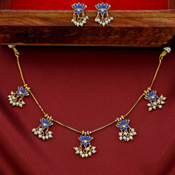 Arusha Mini 5 Lotus Pearl Golden Ball Short Neckpiece With Earring