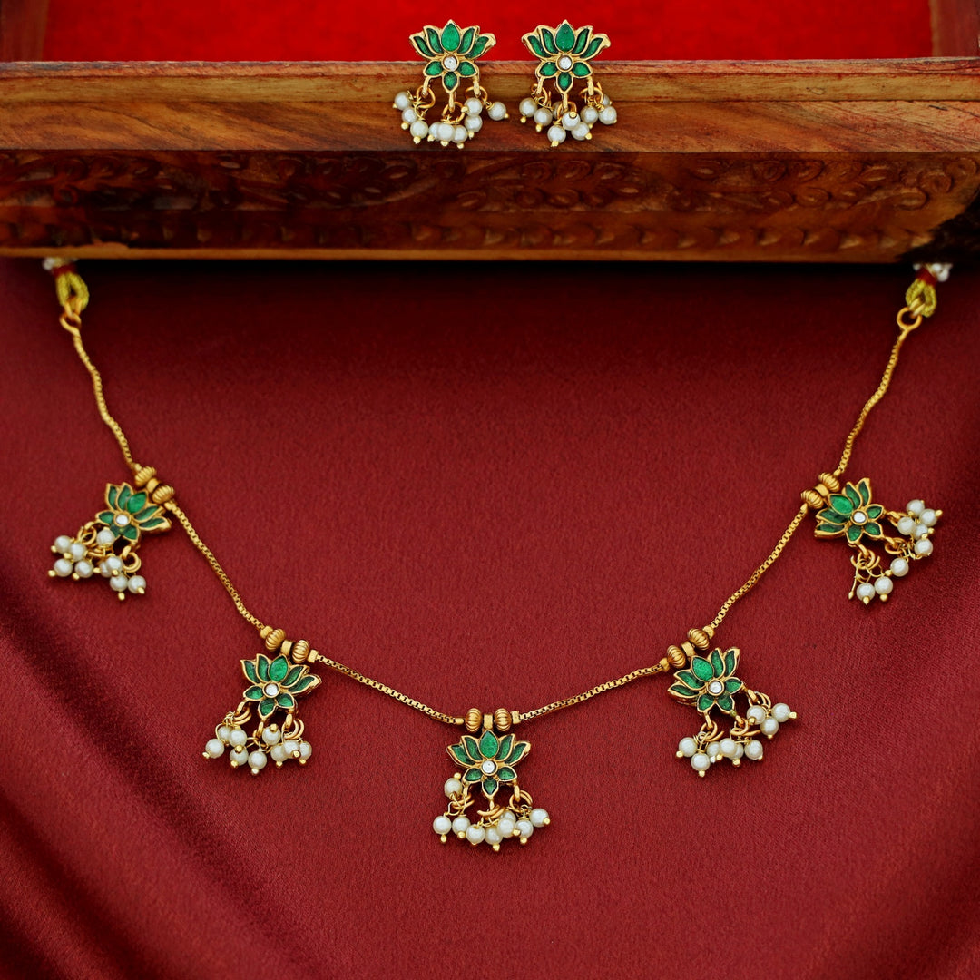 Arusha Mini 5 Lotus Pearl Golden Ball Short Neckpiece With Earring