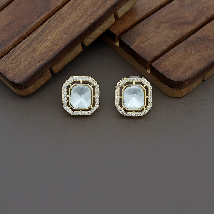 Glossy Rectangle Two Layer Kundan Short Neckpiece with Earring