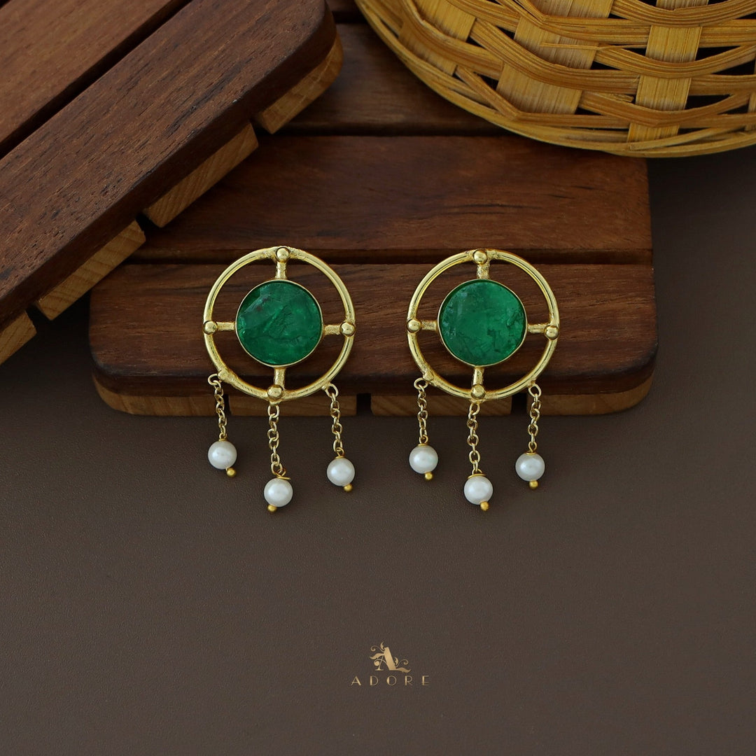 Golden Circle Line Pearl Dyed Stone Earring