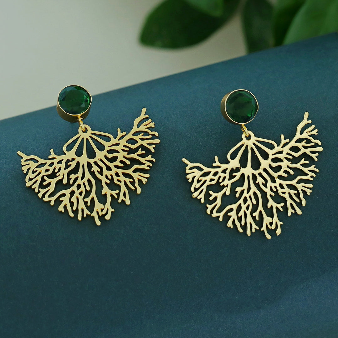 Fariha Rootsa Golden Glossy Earring