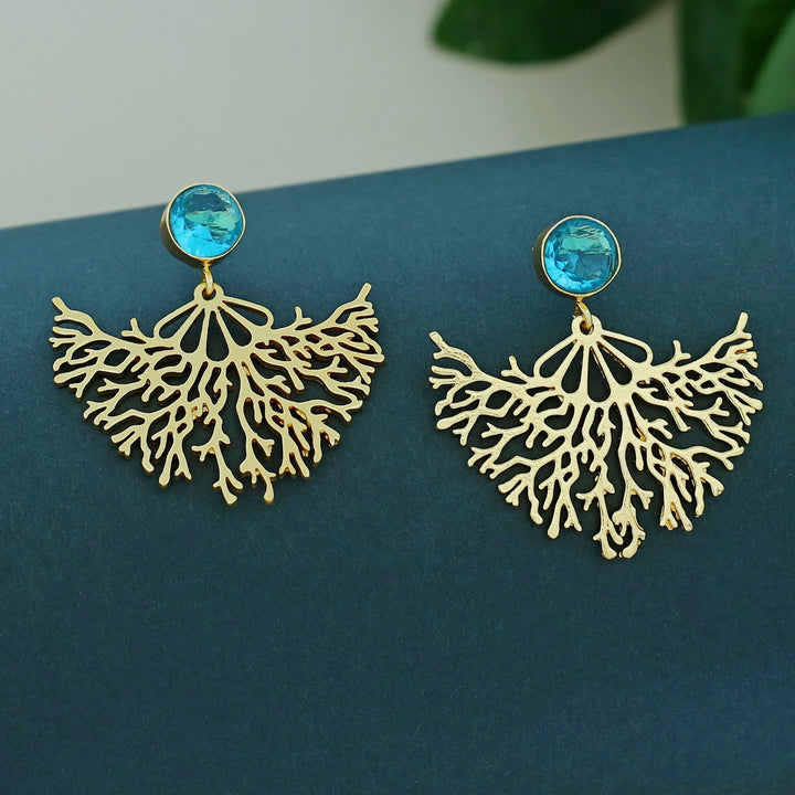 Fariha Rootsa Golden Glossy Earring