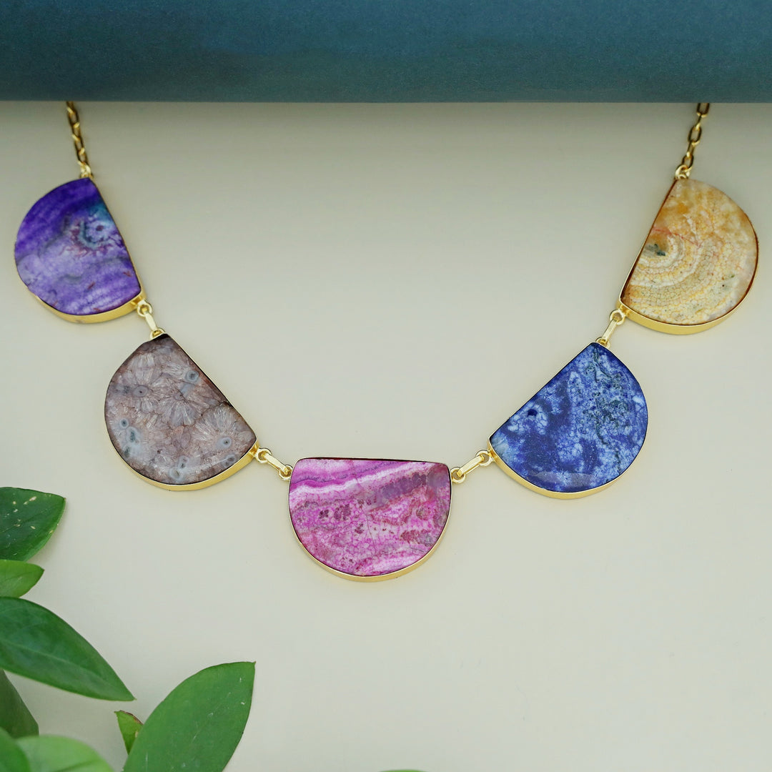 Cecilia Half Circle 5 Agate Short Neckpiece