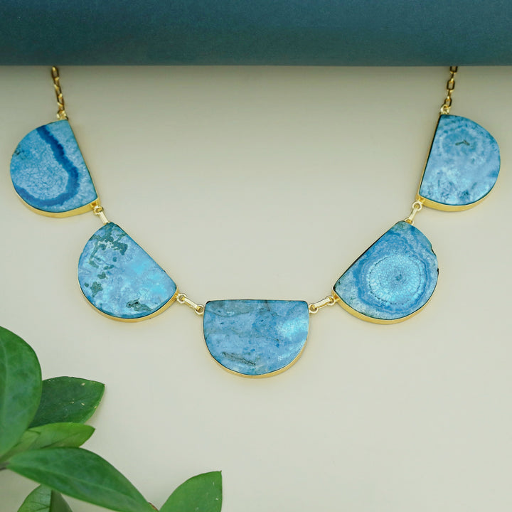 Cecilia Half Circle 5 Agate Short Neckpiece