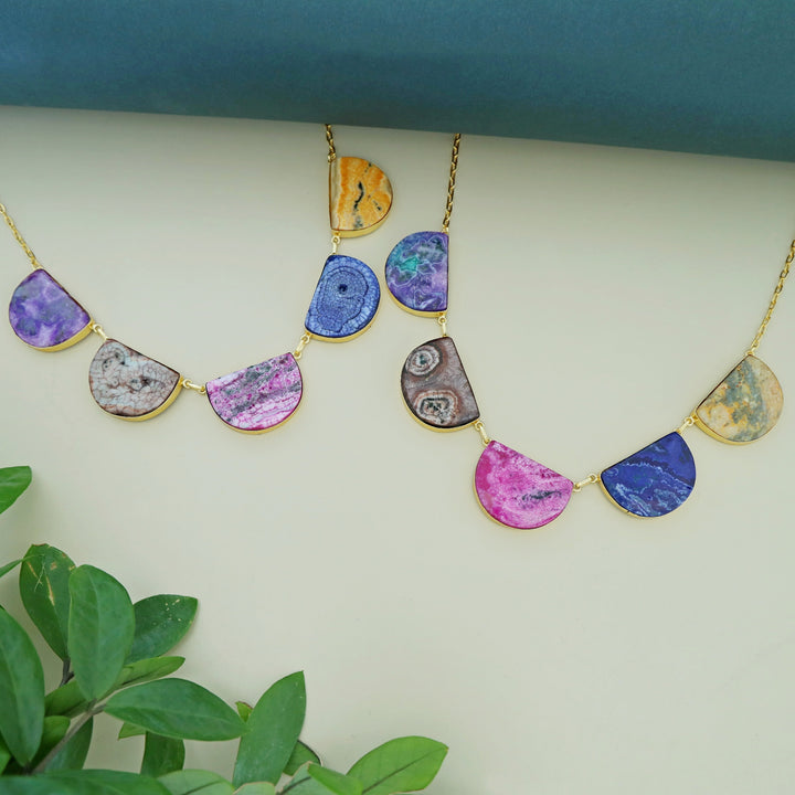 Cecilia Half Circle 5 Agate Short Neckpiece