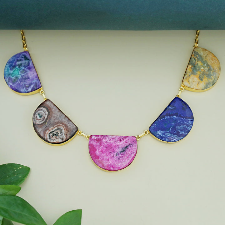 Cecilia Half Circle 5 Agate Short Neckpiece