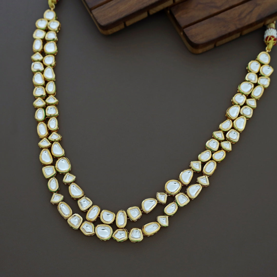 Adithi Kundan Neckkpiece