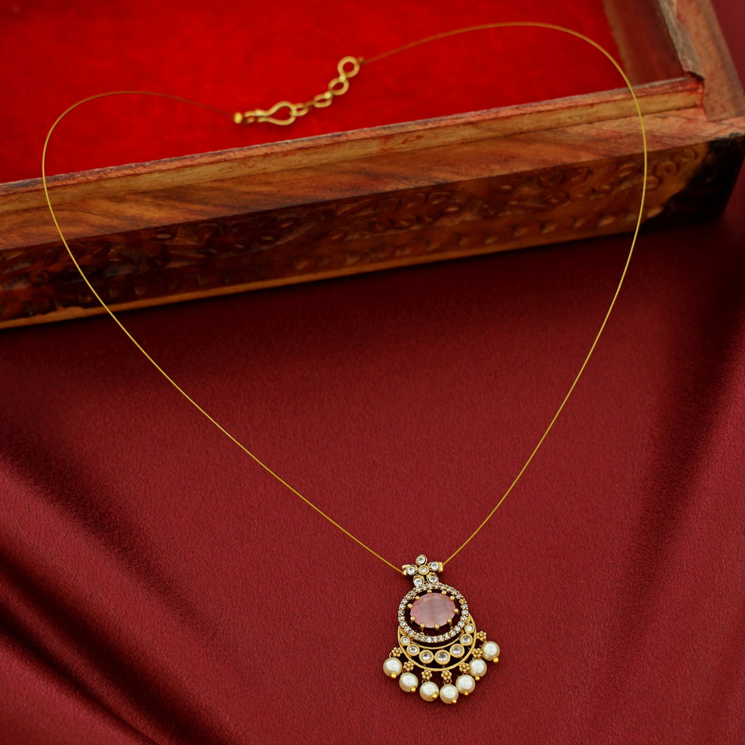 Asmita Pearl Glossy String Neckpiece